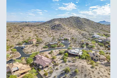 18292 W Santa Alberta Lane #26, Goodyear, AZ 85338 - Photo 12