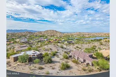 18292 W Santa Alberta Lane #26, Goodyear, AZ 85338 - Photo 2