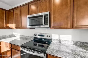 16488 W Whispering Wind Dr, Surprise, AZ 85387 - Photo 10