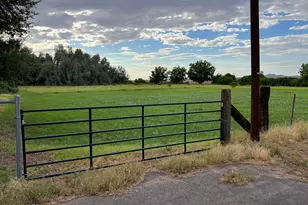 1883 N Thornton Rd, Casa Grande, AZ 85122 - Photo 1