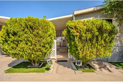 8401 N 67th Avenue #259, Glendale, AZ 85302 - Photo 2