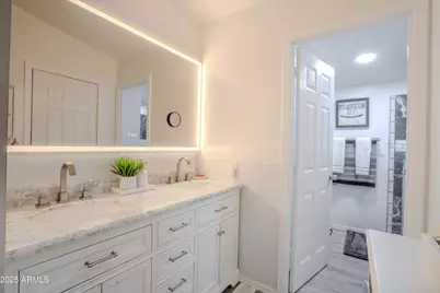 8401 N 67th Avenue #259, Glendale, AZ 85302 - Photo 16