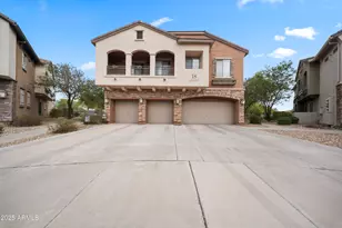 456 N 168th Dr, Goodyear, AZ 85338 - Photo 2