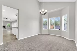 781 N Bristol Ln, Gilbert, AZ 85234 - Photo 8