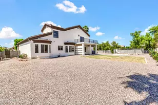 781 N Bristol Ln, Gilbert, AZ 85234 - Photo 52