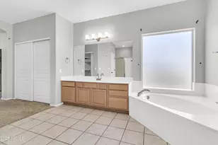 781 N Bristol Ln, Gilbert, AZ 85234 - Photo 28