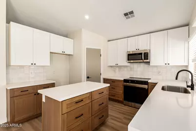 1537 W Page Avenue, Gilbert, AZ 85233 - Photo 18