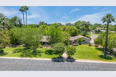 245 W Berridge Lane, Phoenix, AZ 85013 - Photo 1