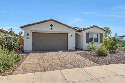 11049 W Hadley Street, Avondale, AZ 85323 - Photo 2