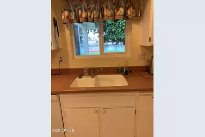 10202 W Bolivar Drive, Sun City, AZ 85351 - Photo 6