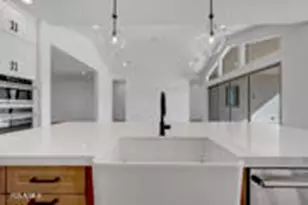 18125 E Silver Crk Ln, Queen Creek, AZ 85142 - Photo 10