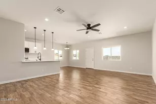 15941 S Animas Rd, Arizona City, AZ 85123 - Photo 4