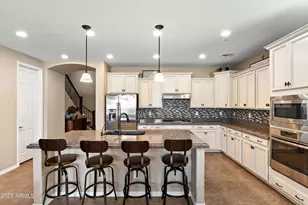 475 E Torrey Pines Pl, Chandler, AZ 85249 - Photo 8