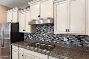 475 E Torrey Pines Pl, Chandler, AZ 85249 - Photo 10