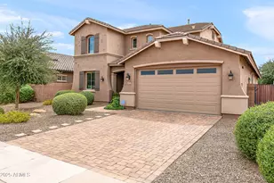 475 E Torrey Pines Pl, Chandler, AZ 85249 - Photo 2