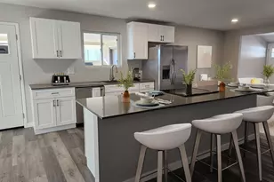 10440 W Cheryl Dr, Sun City, AZ 85351 - Photo 10