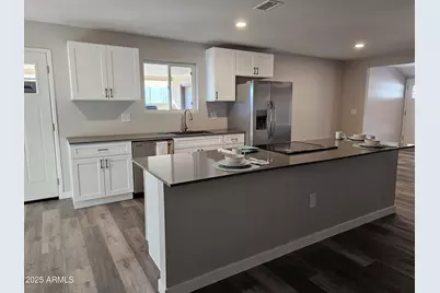 10440 W Cheryl Drive, Sun City, AZ 85351 - Photo 6