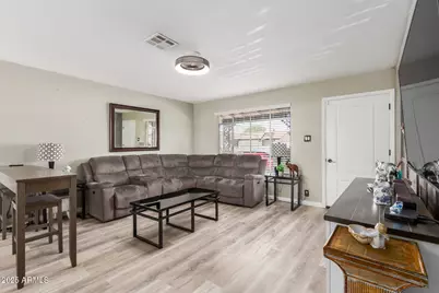 3851 W Solano Drive, Phoenix, AZ 85019 - Photo 4