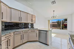 9039 W Wescott Dr, Peoria, AZ 85382 - Photo 8