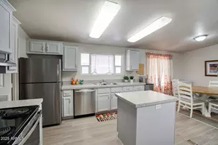 2200 N Delaware Dr, Apache Junction, AZ 85120 - Photo 2