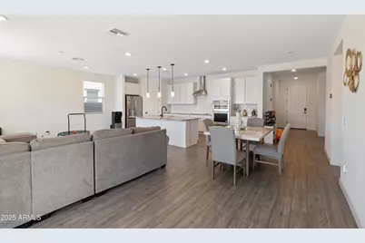 7352 S Briarwood Lane, Gilbert, AZ 85298 - Photo 18