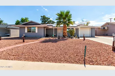 10929 W Oakmont Drive, Sun City, AZ 85351 - Photo 1