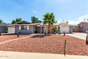 10929 W Oakmont Dr, Sun City, AZ 85351 - Photo 1