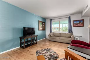 10929 W Oakmont Dr, Sun City, AZ 85351 - Photo 6