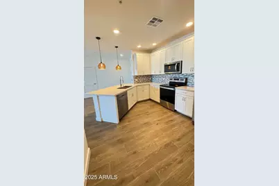 2511 W Queen Creek Road #377, Chandler, AZ 85248 - Photo 2