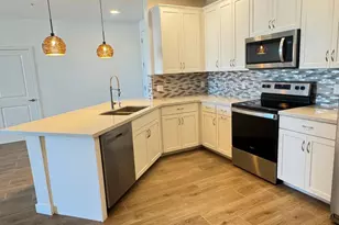 2511 W Queen Creek Rd, Chandler, AZ 85248 - Photo 2