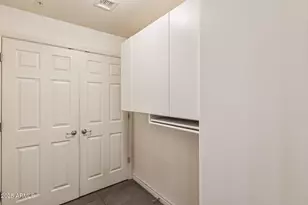 5350 E Deer Valley Dr, Phoenix, AZ 85054 - Photo 18