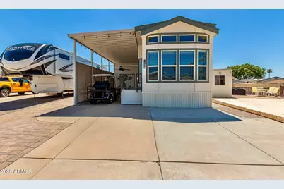 1374 W Chesapeake Avenue, Apache Junction, AZ 85119 - Photo 2