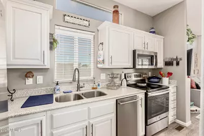 1374 W Chesapeake Avenue, Apache Junction, AZ 85119 - Photo 16