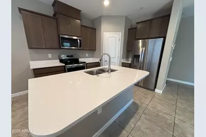 1255 N Arizona Avenue #1124, Chandler, AZ 85225 - Photo 4