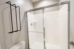 1255 N Arizona Ave, Chandler, AZ 85225 - Photo 14