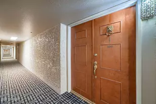 7970 E Camelback Rd, Scottsdale, AZ 85251 - Photo 2