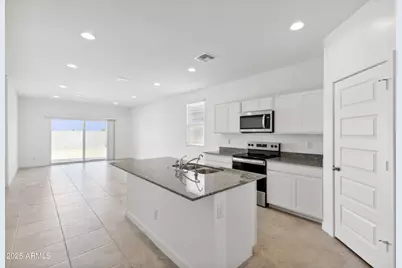 1031 N 13th Place, Coolidge, AZ 85128 - Photo 2