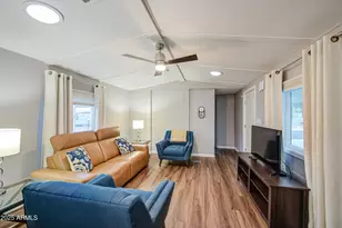 2233 E Behrend Dr, Phoenix, AZ 85024 - Photo 6