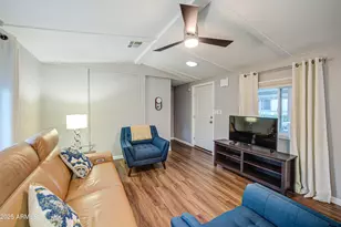 2233 E Behrend Dr, Phoenix, AZ 85024 - Photo 8