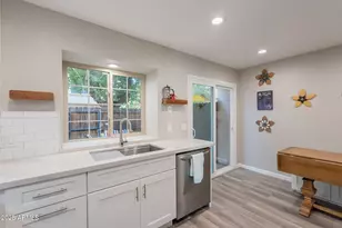 4901 E Kelton Ln, Scottsdale, AZ 85254 - Photo 10