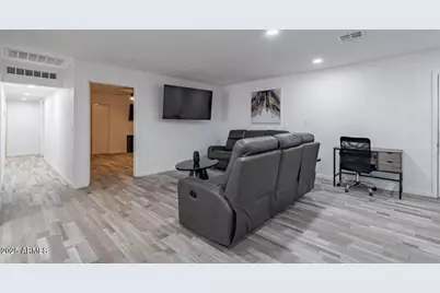 3539 W Orange Drive, Phoenix, AZ 85019 - Photo 10