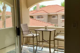 8653 E Royal Palm Rd, Scottsdale, AZ 85258 - Photo 6