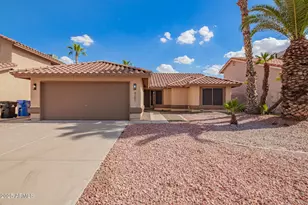 4301 E Amberwood Dr, Phoenix, AZ 85048 - Photo 1