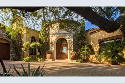 4836 E White Gates Drive, Phoenix, AZ 85018 - Photo 36