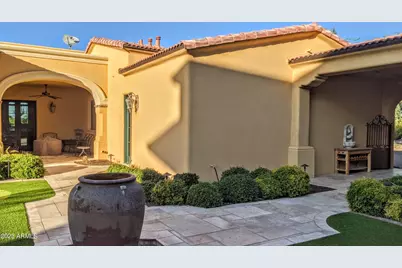 4836 E White Gates Drive, Phoenix, AZ 85018 - Photo 50