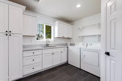 8143 E Columbus Avenue, Scottsdale, AZ 85251 - Photo 14