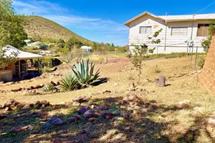 318 Van Dyke St, Bisbee, AZ 85603 - Photo 32