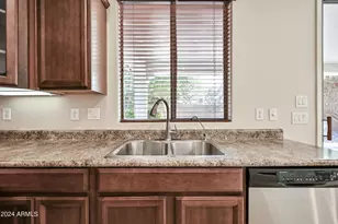 1543 E Nightingale Ln, Gilbert, AZ 85298 - Photo 10