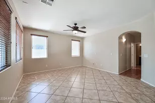 1543 E Nightingale Ln, Gilbert, AZ 85298 - Photo 6
