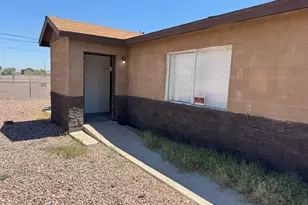 1224 E Apache St, Phoenix, AZ 85034 - Photo 2